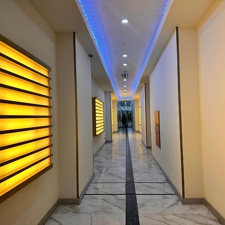 Batumi Orbi City Apart Hotel Exterior foto