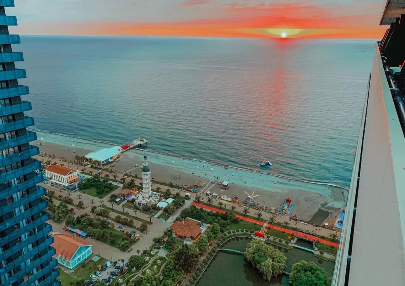 Batumi Orbi City Apart Hotel Exterior foto